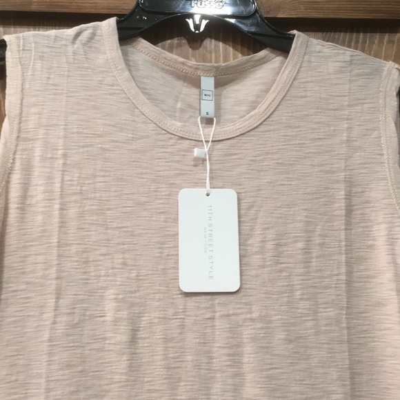 Tank top - Picture 5 of 5